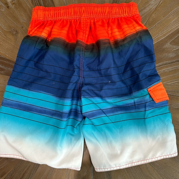 First wave boys swim trunks - Picture 2 of 3